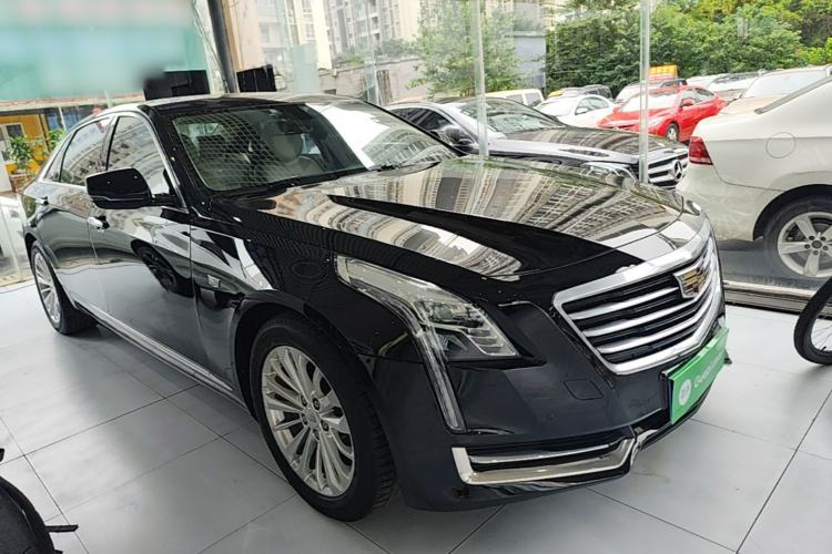 Used Cadillac CT6 2017 28T Fashion Edition Front Right 45 Deg