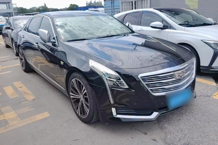 Used Cadillac CT6 2017 28T Fashion Edition Front Right 45 Deg