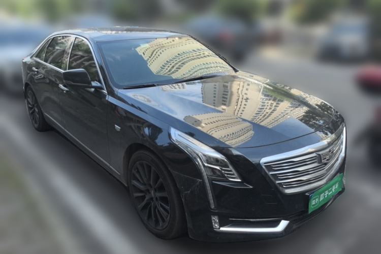 Used Cadillac CT6 2017 40T Platinum Edition Front Right 45 Deg