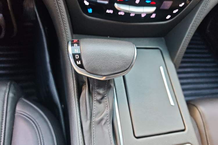 Used Cadillac CT6 2017 28T Elite Model Gear Lever