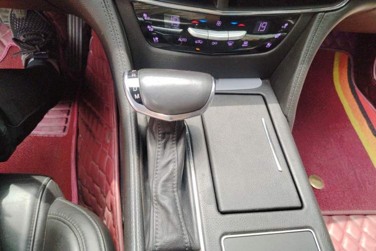 Used Cadillac CT6 2017 28T Luxury Model Gear Lever
