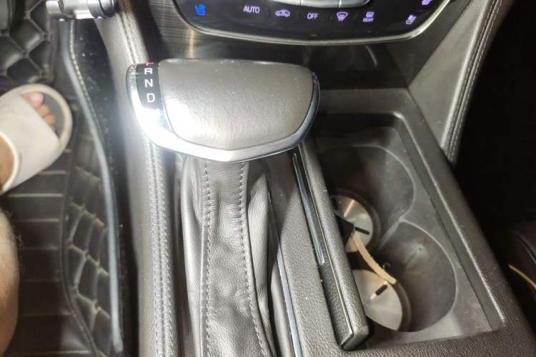 Used Cadillac CT6 2017 40T Luxury Model Gear Lever