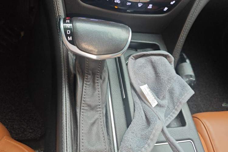 Used Cadillac CT6 2017 28T Premier Model Gear Lever
