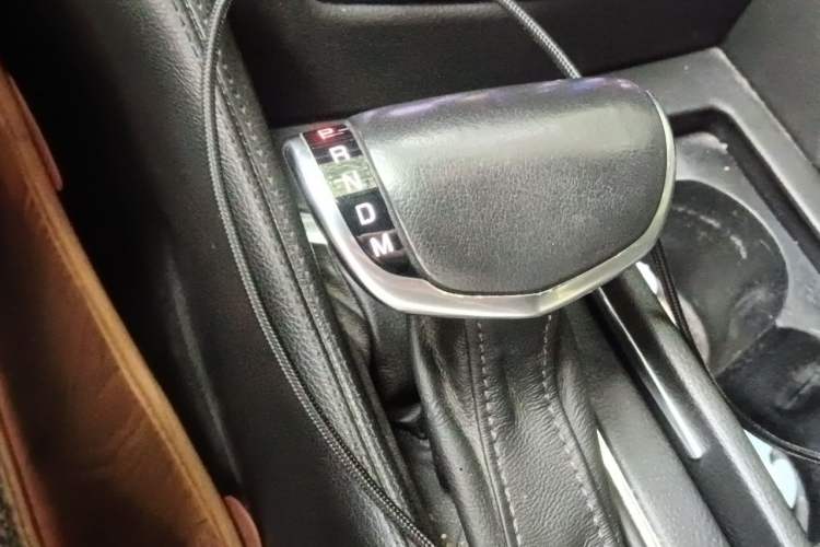 Used Cadillac CT6 2017 28T Luxury Model Gear Lever