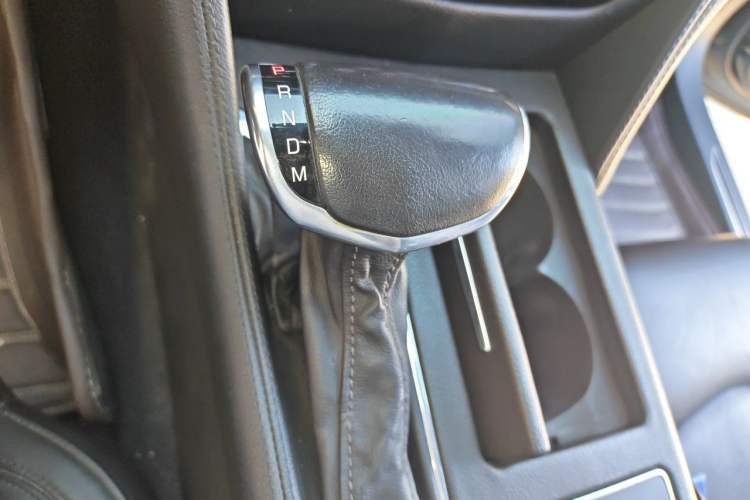 Used Cadillac CT6 2017 28T Luxury Model Gear Lever