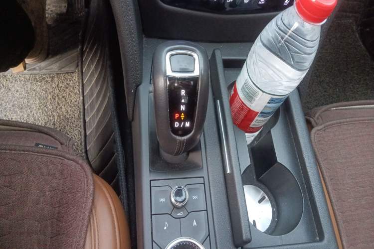 Used Cadillac CT6 2017 40T Luxury Model Gear Lever