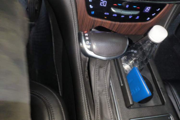 Used Cadillac CT6 2017 28T Luxury Model Gear Lever