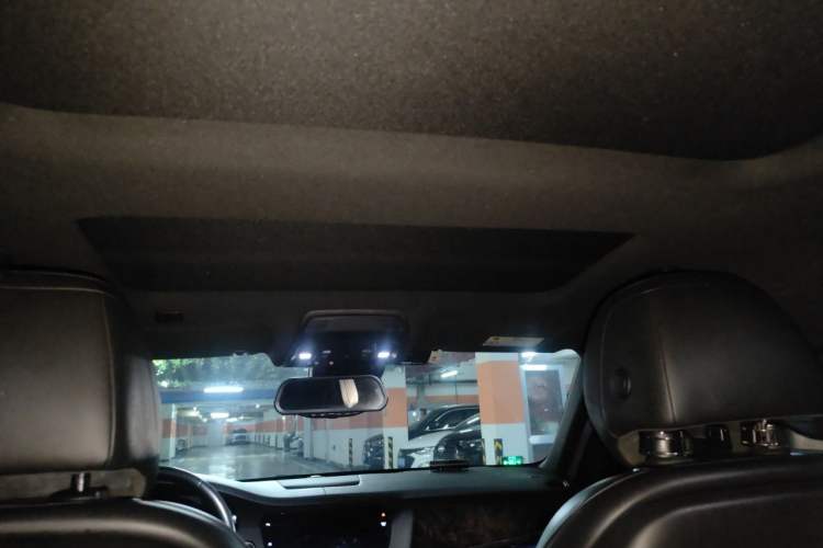 Used Cadillac CT6 2017 28T Luxury Model Headliner