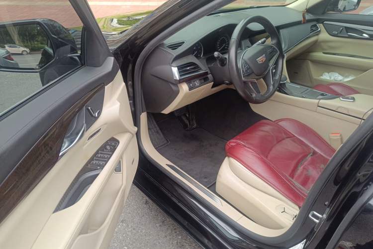 Used Cadillac CT6 2017 28T Fashion Edition Interior 3