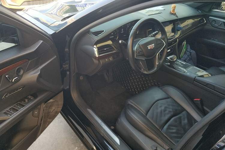 Used Cadillac CT6 2017 28T Elite Model Interior 3