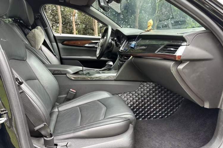Used Cadillac CT6 2017 28T Elite Model Interior 8