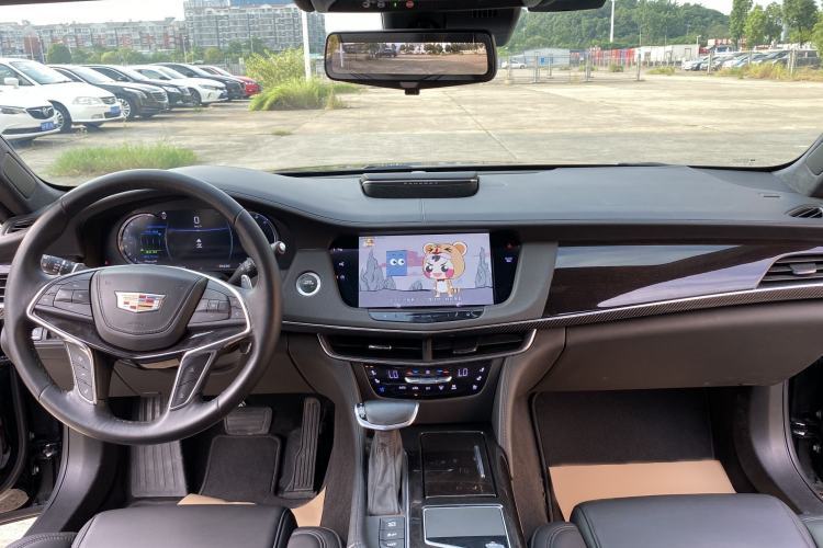 Used Cadillac CT6 2017 28T Platinum Edition Interior 9