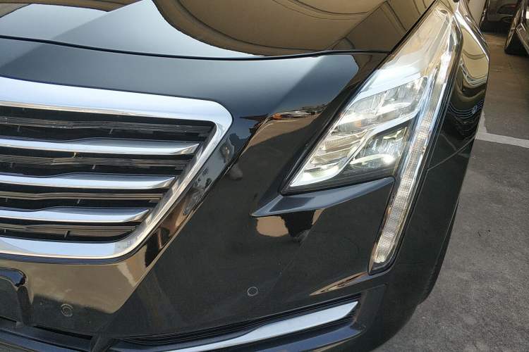 Used Cadillac CT6 2017 28T Elite Model Left Front Headlight