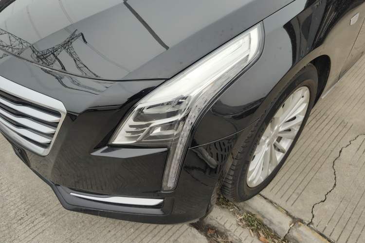 Used Cadillac CT6 2017 28T Fashion Edition Left Front Headlight