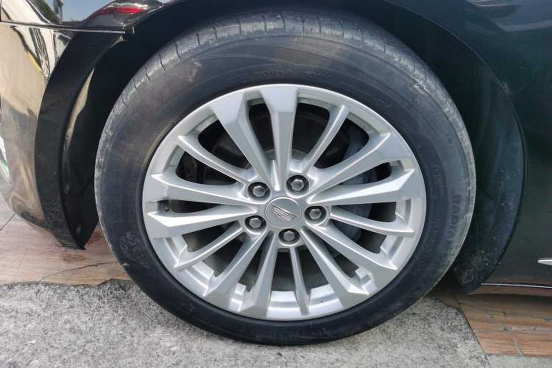 Used Cadillac CT6 2017 28T Luxury Model Left Front Wheel Hub