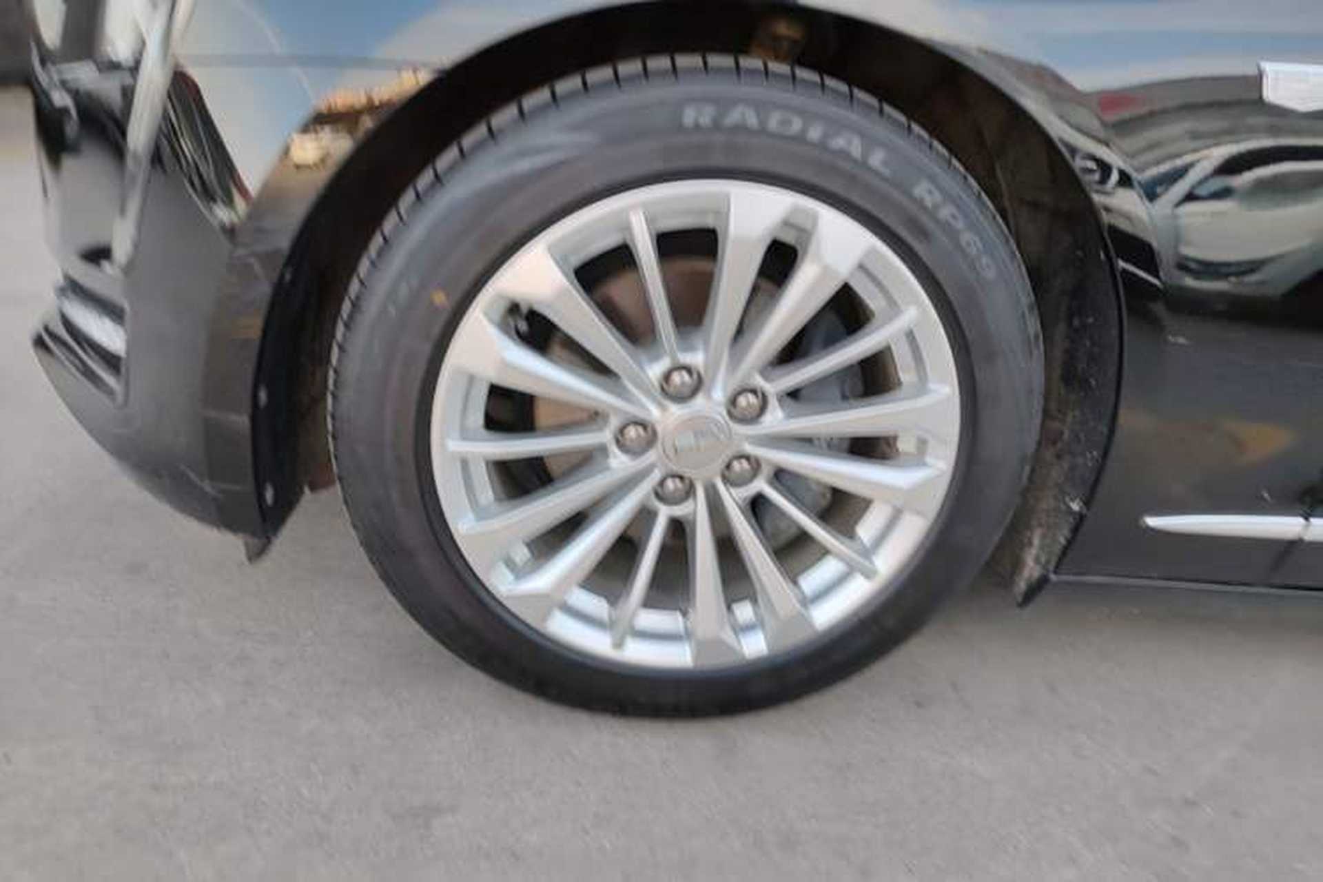 Used Cadillac CT6 2017 28T Fashion Edition Left Front Wheel Hub