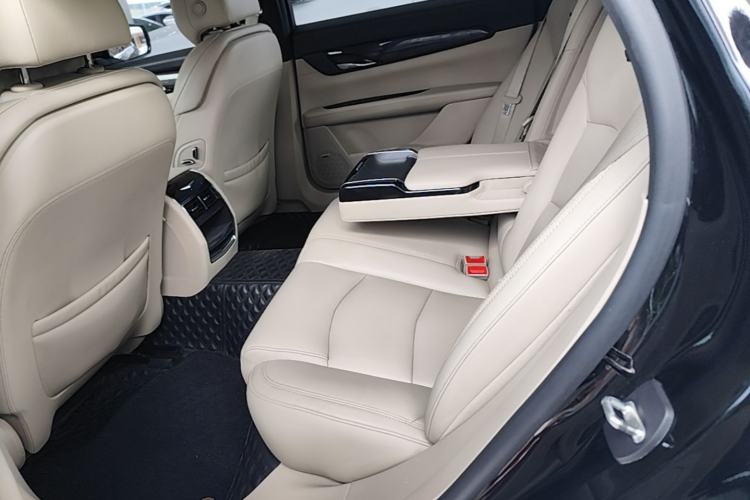 Used Cadillac CT6 2017 28T Fashion Edition Left Rear Seat
