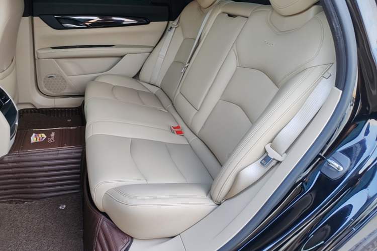 Used Cadillac CT6 2017 28T Fashion Edition Left Rear Seat