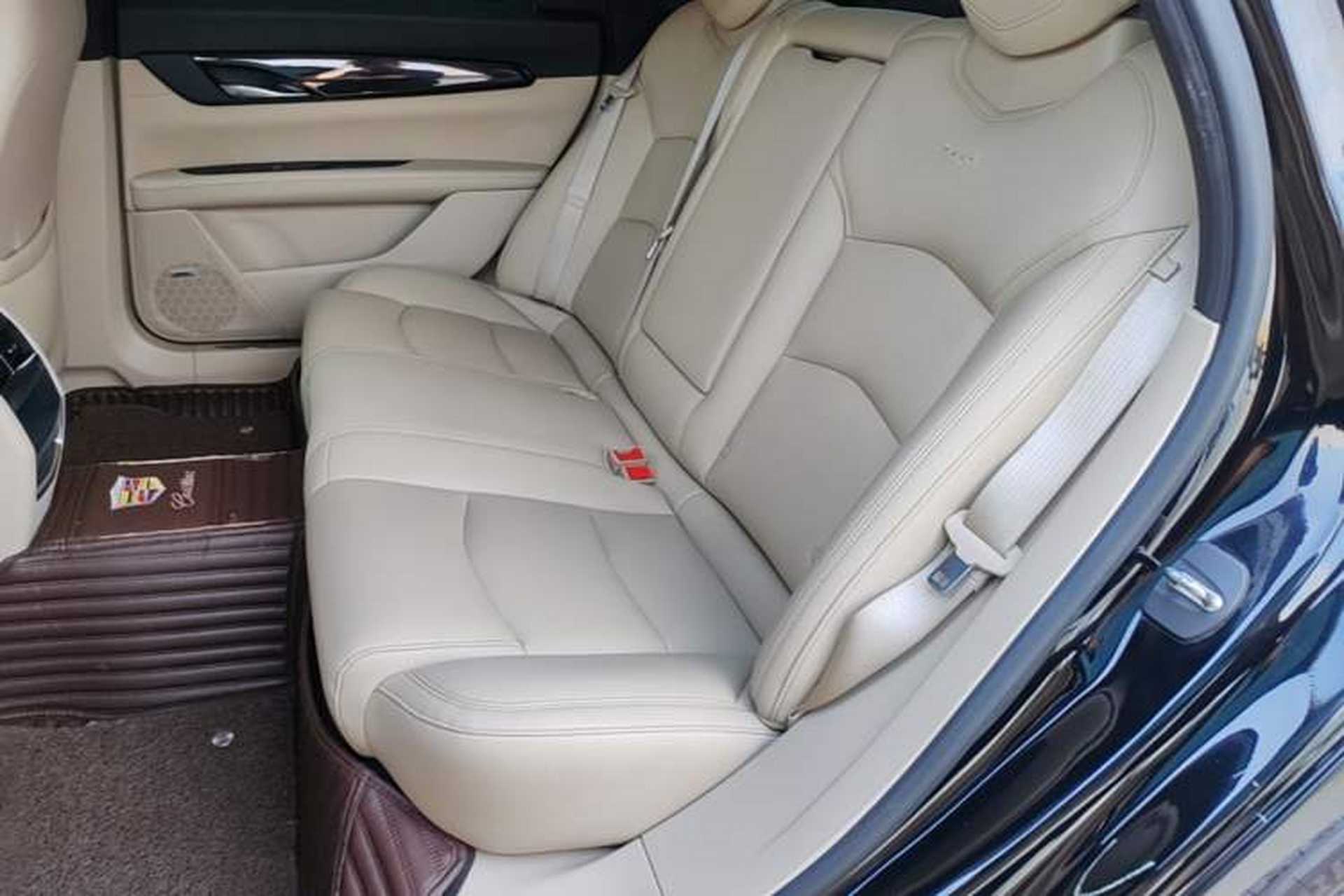 Used Cadillac CT6 2017 28T Fashion Edition Left Rear Seat