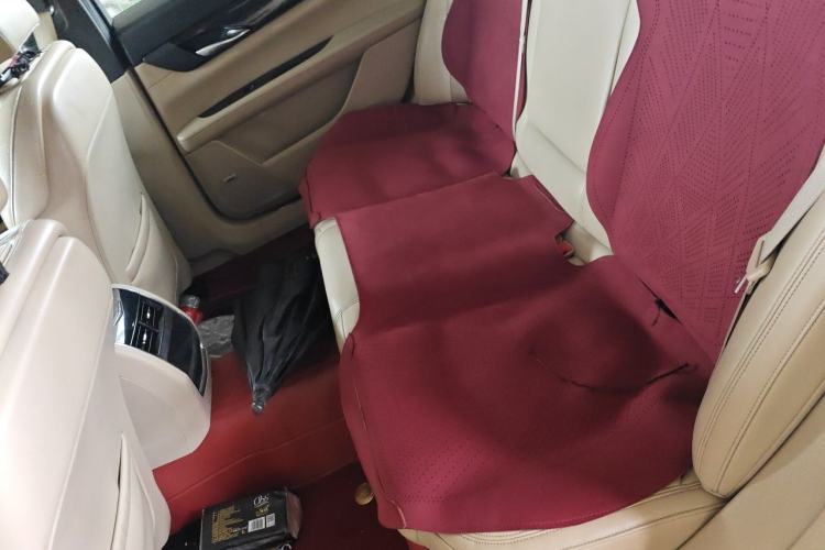 Used Cadillac CT6 2017 28T Fashion Edition Left Rear Seat