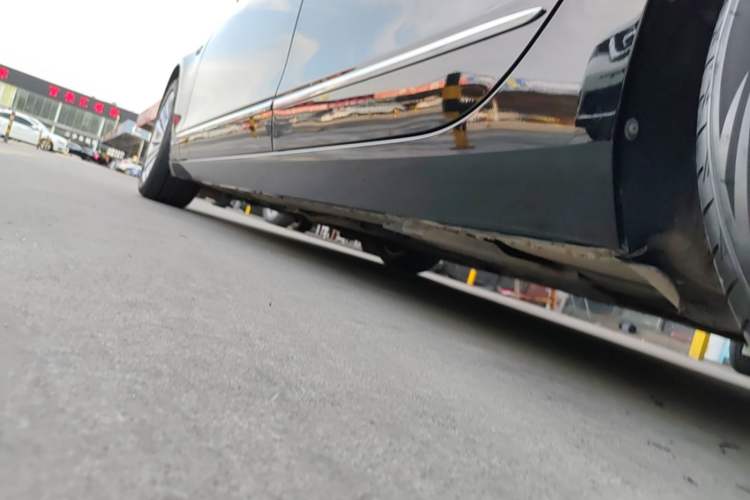 Used Cadillac CT6 2017 28T Fashion Edition Left Side Sill
