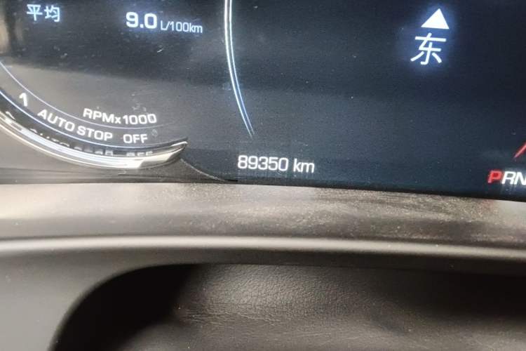 Used Cadillac CT6 2017 28T Luxury Model Odometer Close Up