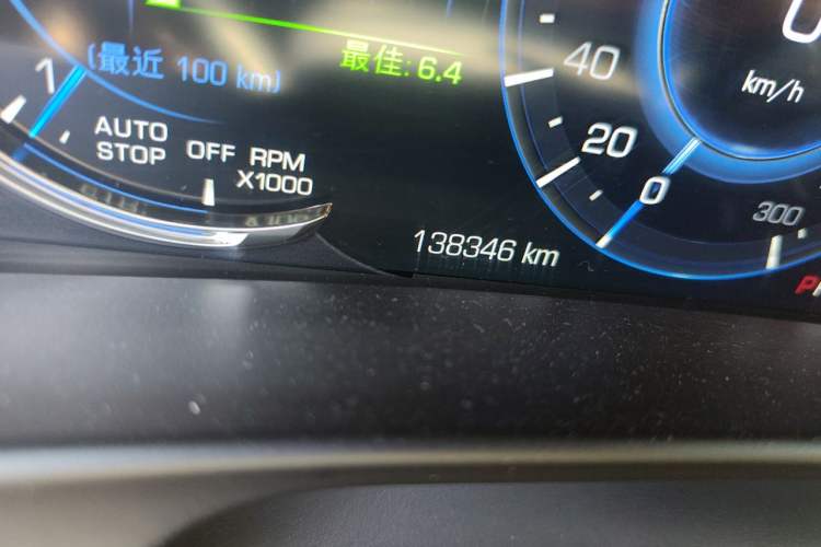 Used Cadillac CT6 2017 40T Luxury Model Odometer Close Up