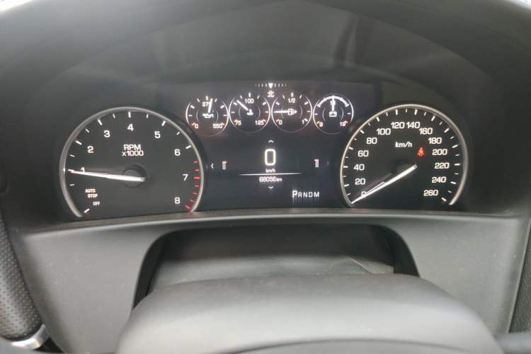 Used Cadillac CT6 2017 28T Fashion Edition Odometer Close Up