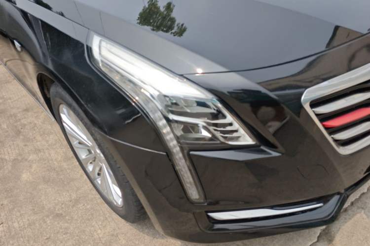 Used Cadillac CT6 2017 28T Fashion Edition Right Front Headlight