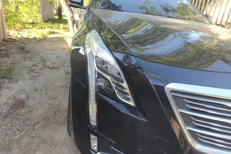 Used Cadillac CT6 2017 28T Platinum Edition Right Front Headlight