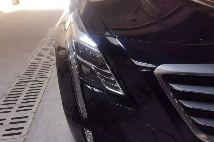 Used Cadillac CT6 2017 28T Premier Model Right Front Headlight