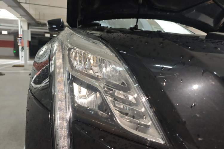 Used Cadillac CT6 2017 28T Luxury Model Right Front Headlight