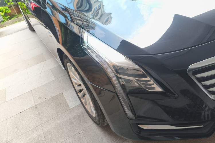 Used Cadillac CT6 2017 28T Luxury Model Right Front Headlight
