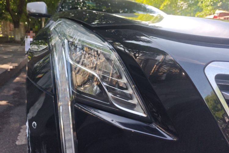 Used Cadillac CT6 2017 28T Elite Model Right Front Headlight