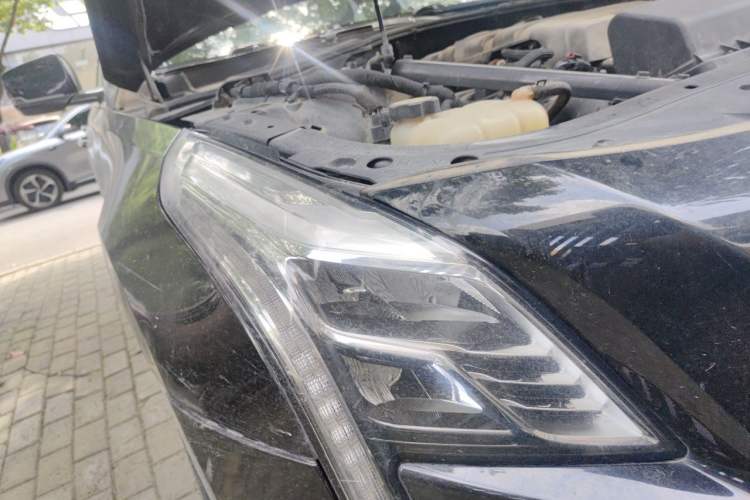 Used Cadillac CT6 2017 28T Luxury Model Right Front Headlight