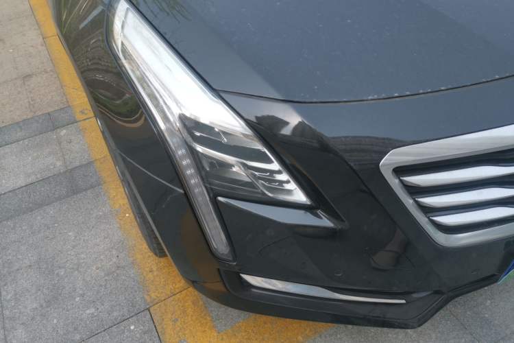 Used Cadillac CT6 2017 28T Luxury Model Right Front Headlight