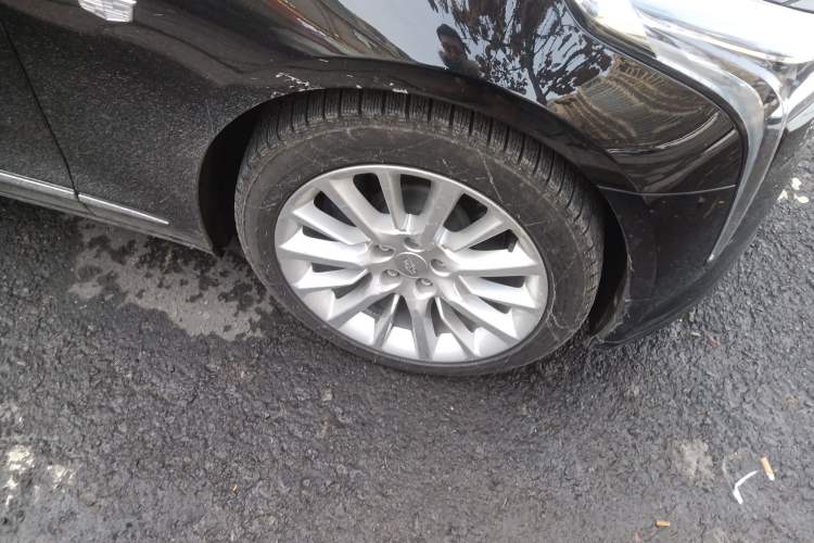 Used Cadillac CT6 2017 40T Luxury Model Right Front Wheel Hub