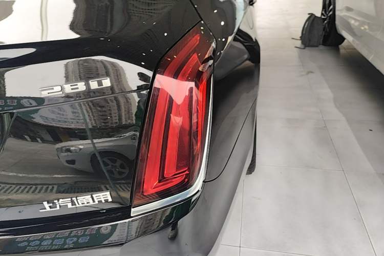 Used Cadillac CT6 2017 28T Fashion Edition Right Rear Taillight
