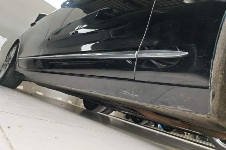 Used Cadillac CT6 2017 28T Premier Model Right Side Sill