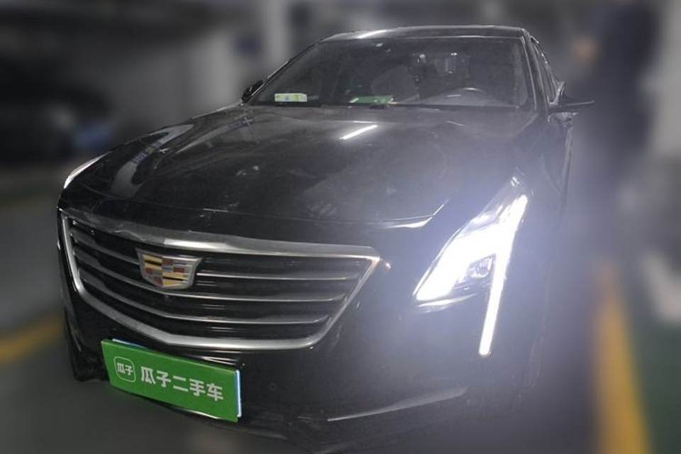 Cadillac CT6 2017