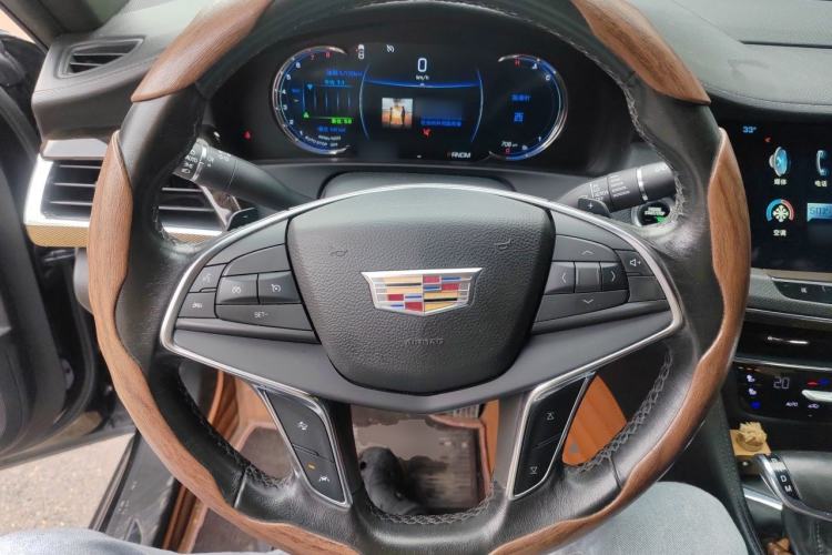 Used Cadillac CT6 2017 28T Luxury Model Steering Wheel