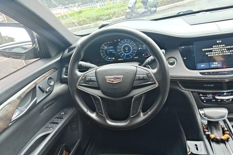 Used Cadillac CT6 2017 28T Luxury Model Steering Wheel