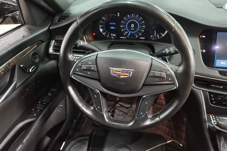 Used Cadillac CT6 2017 28T Luxury Model Steering Wheel