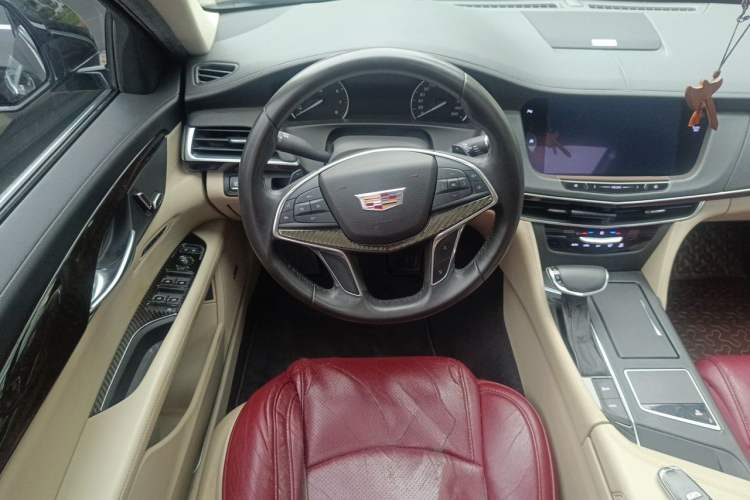 Used Cadillac CT6 2017 28T Fashion Edition Steering Wheel
