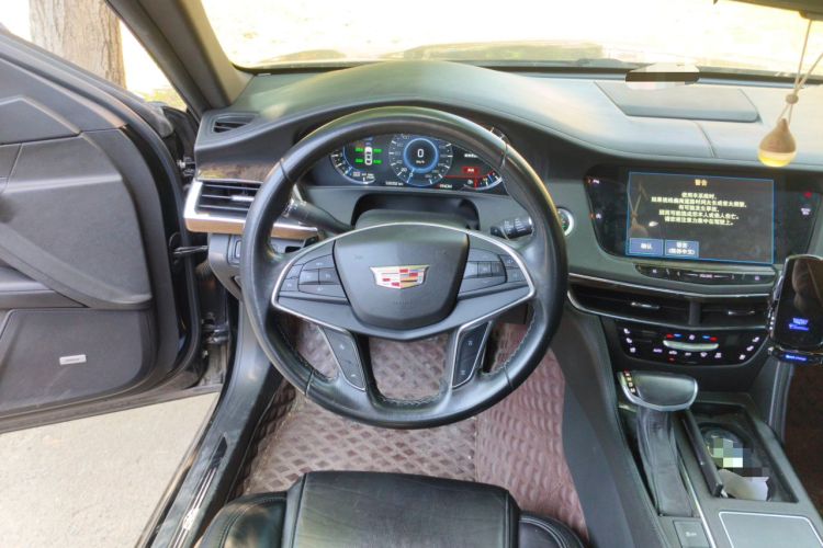 Used Cadillac CT6 2017 28T Luxury Model Steering Wheel