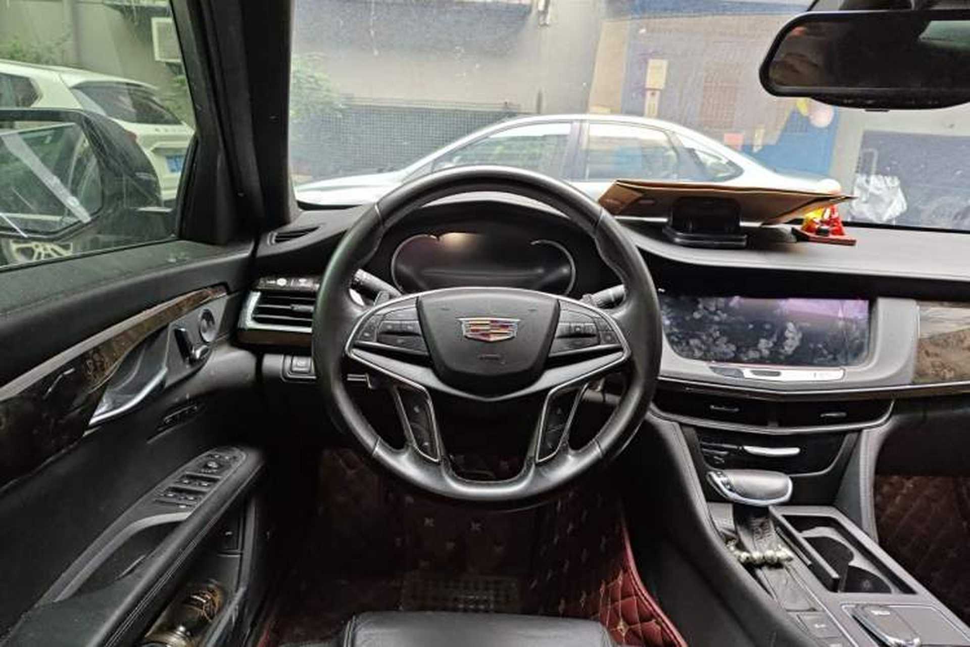 Used Cadillac CT6 2017 40T Luxury Model Steering Wheel