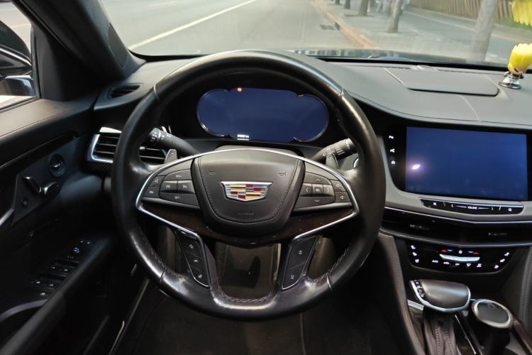 Used Cadillac CT6 2017 28T Platinum Edition Steering Wheel