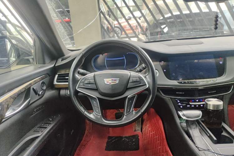 Used Cadillac CT6 2017 28T Luxury Model Steering Wheel