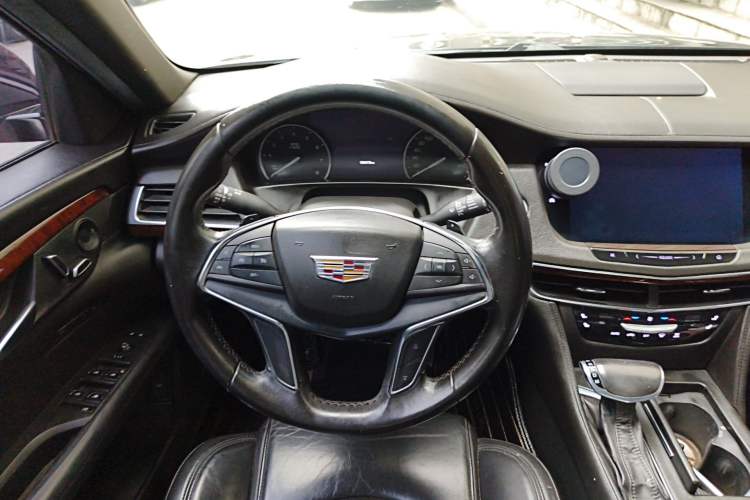 Used Cadillac CT6 2017 28T Elite Model Steering Wheel