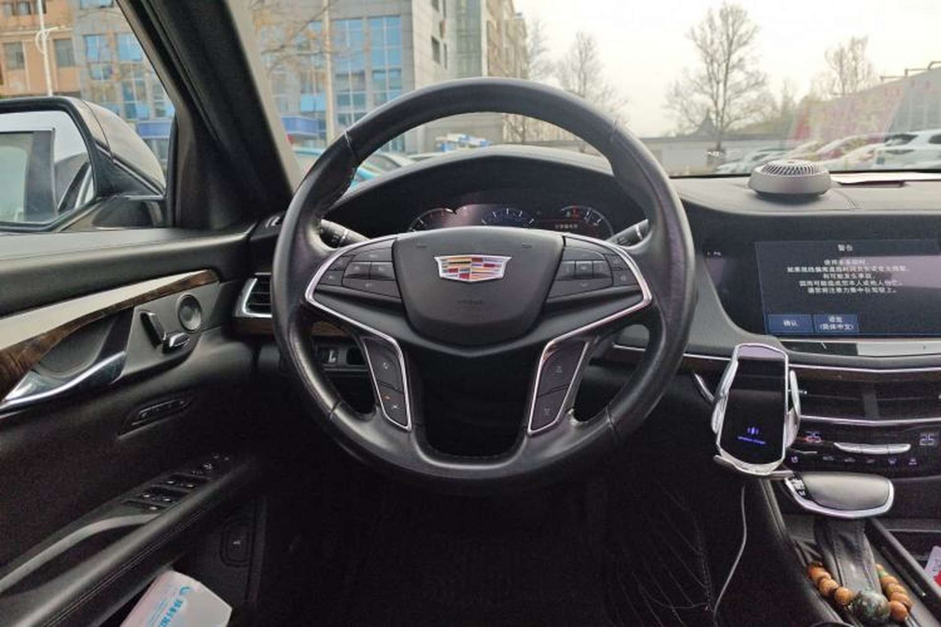 Used Cadillac CT6 2017 28T Luxury Model Steering Wheel
